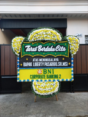 Papan Bunga Duka di Tumpak