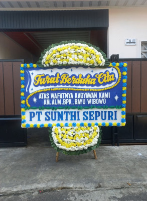 Papan Bunga Duka di Tumpak